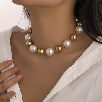 Light Luxury Style Imitation Pearl Large Round Bead Necklace